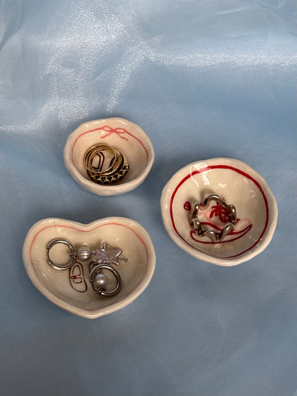 Tiny Shoe Dishes